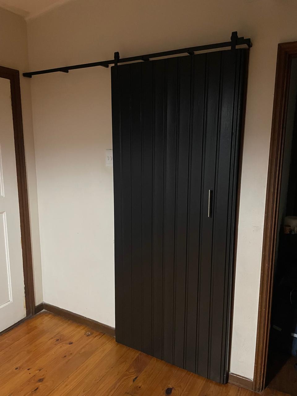 Sliding door full overview